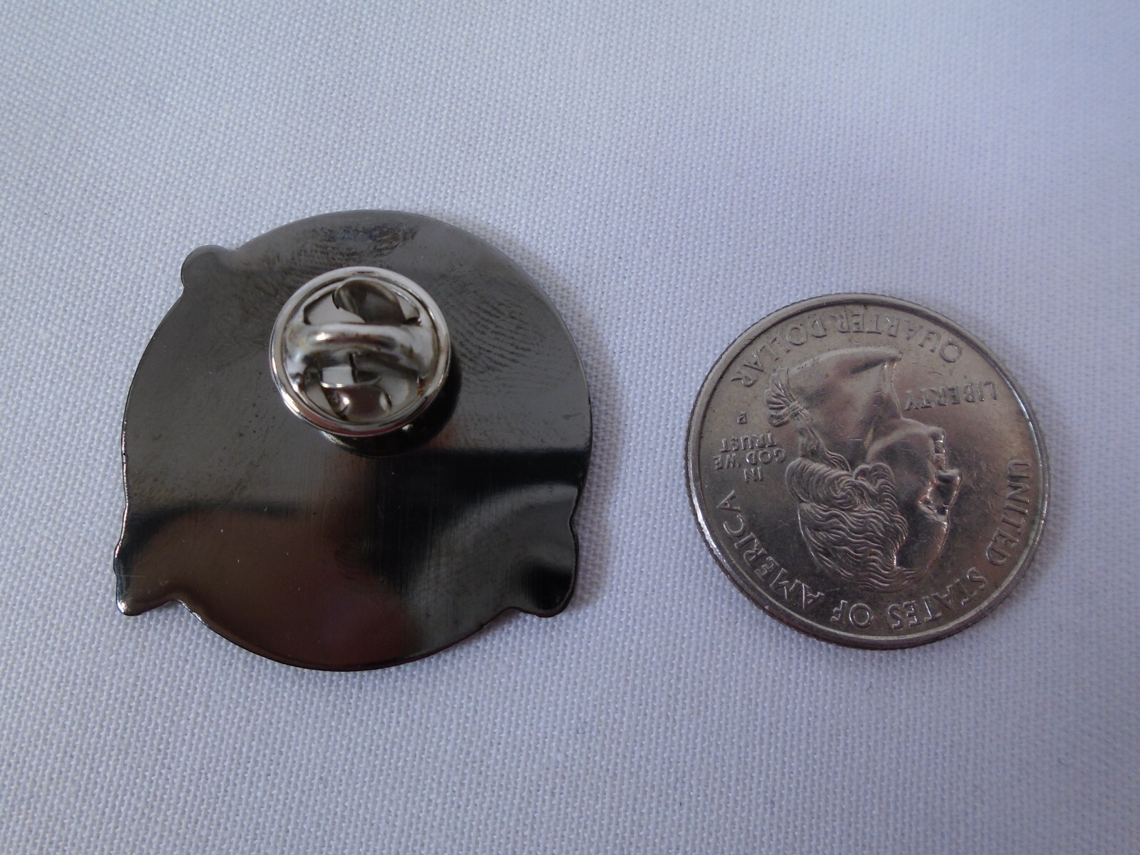 Gatlinburg TN. Black Bear Great Smoky Mountains Forest Lapel Pin