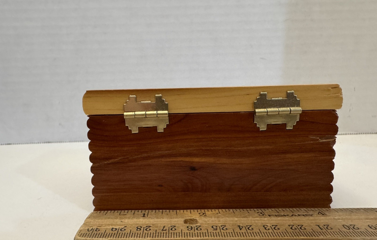 Vintage Yellowstone Nat Park Small Hinged Cedar Wood Trinket Jewelry Box, Bear