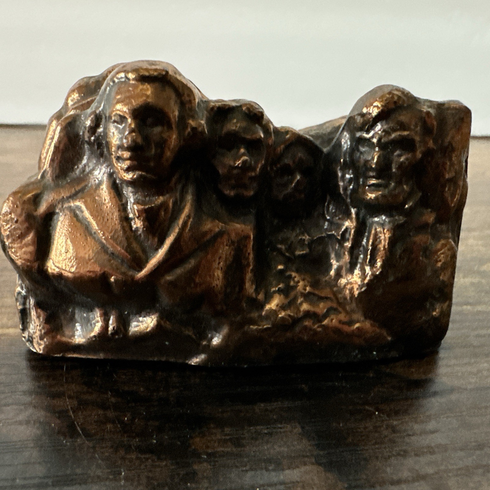 Mt. Rushmore National Memorial Shrine of Democracy – Vintage Souvenir