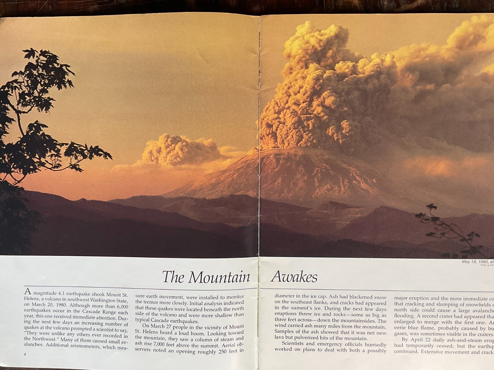 1985 Mount St. Helens: The Story Behind the Scenery by Thom Corcoran