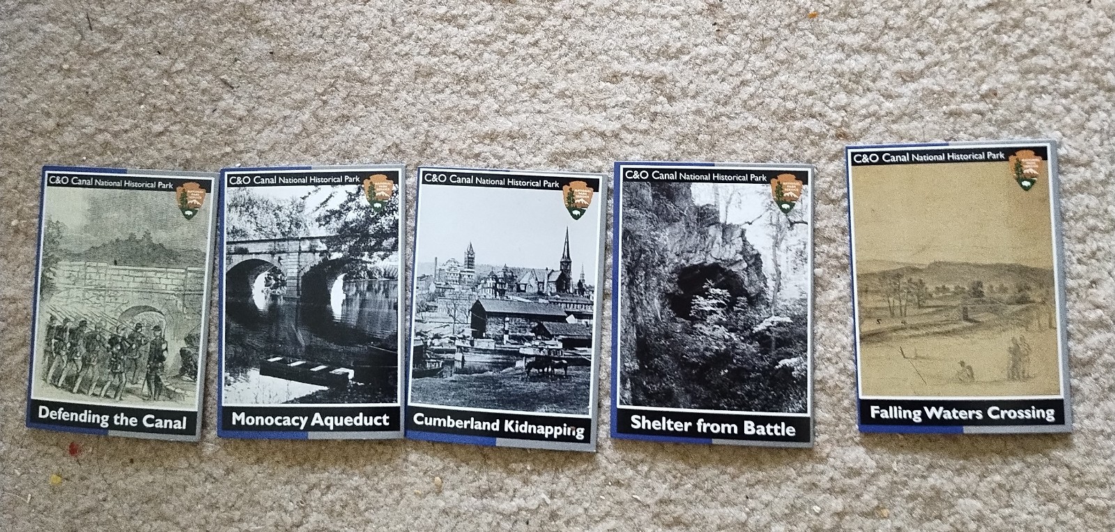 21 collector cards of US national parks and national monuments