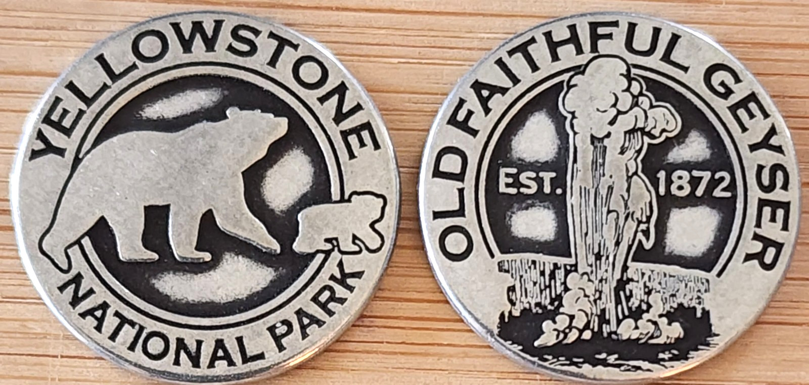 YELLOWSTONE NATIONAL PARK – BEAR TOKEN – WYOMING