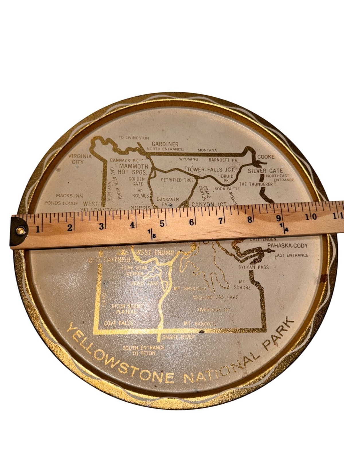 Yellowstone National Park Souvenir Gold Rim Tray Map Design 10″