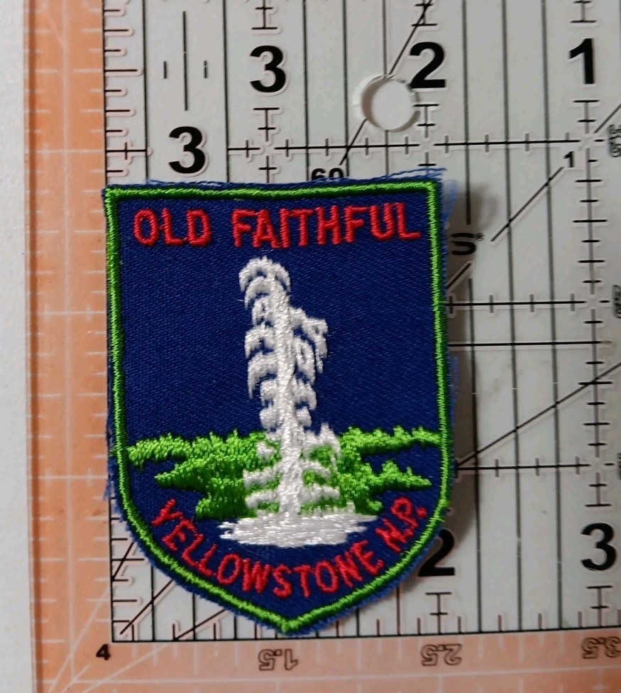 Old Faithful Yellowstone National Park Voyager Patch Vintage Sew On 70’s