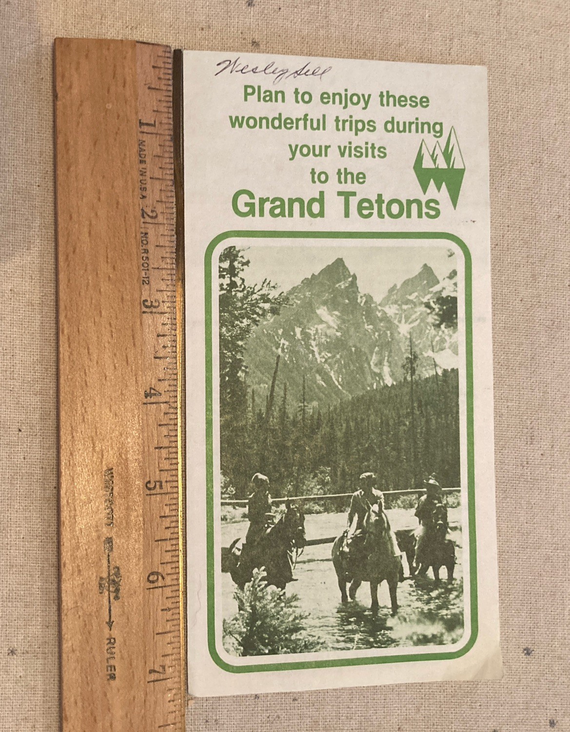 Grand Teton Lodge Company National Park Vintage Booklet 1983