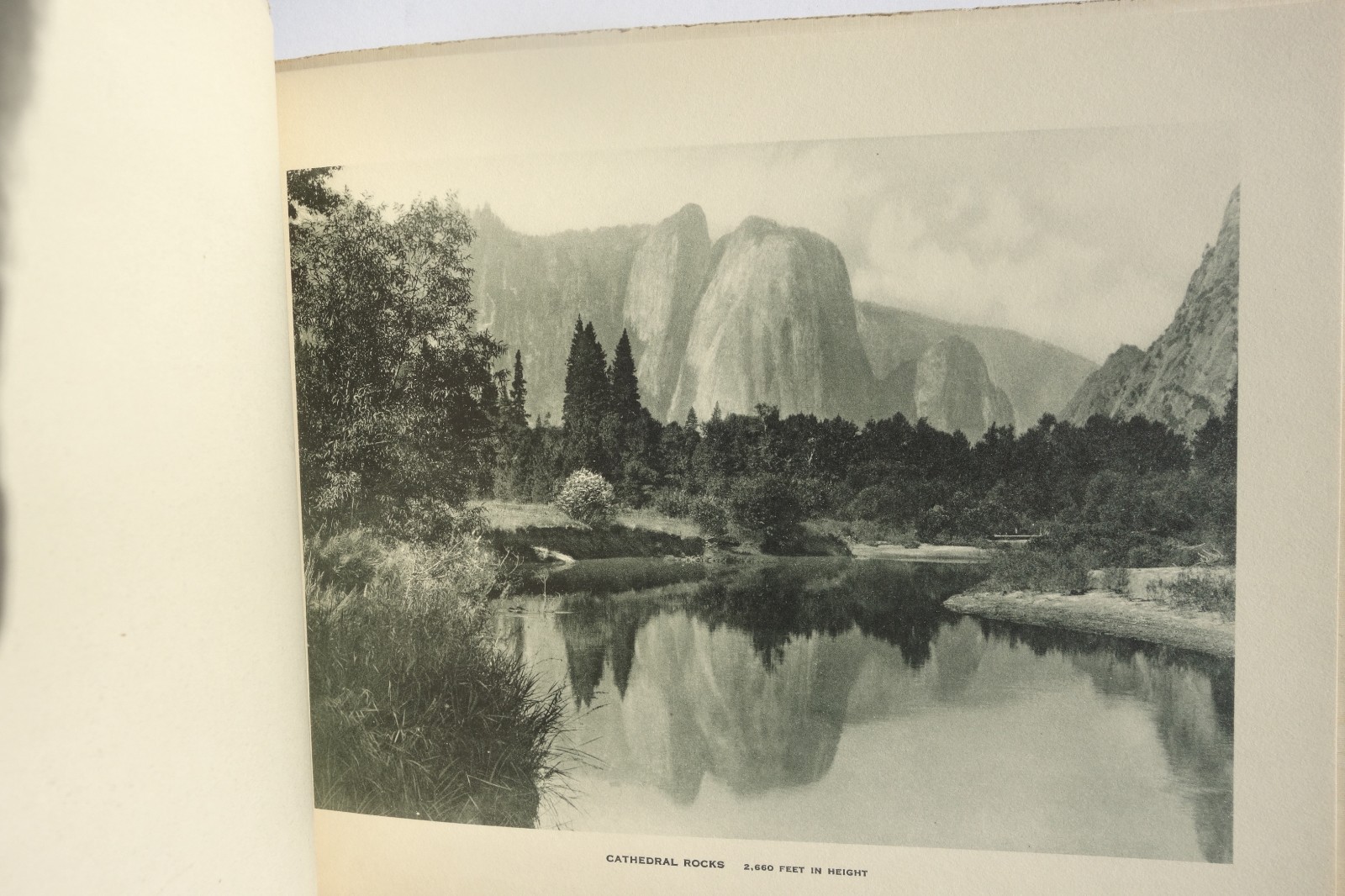 Vintage “Yosemite National Park” Souvenir Booklet Photo-Gravures c. 1910s-1920s