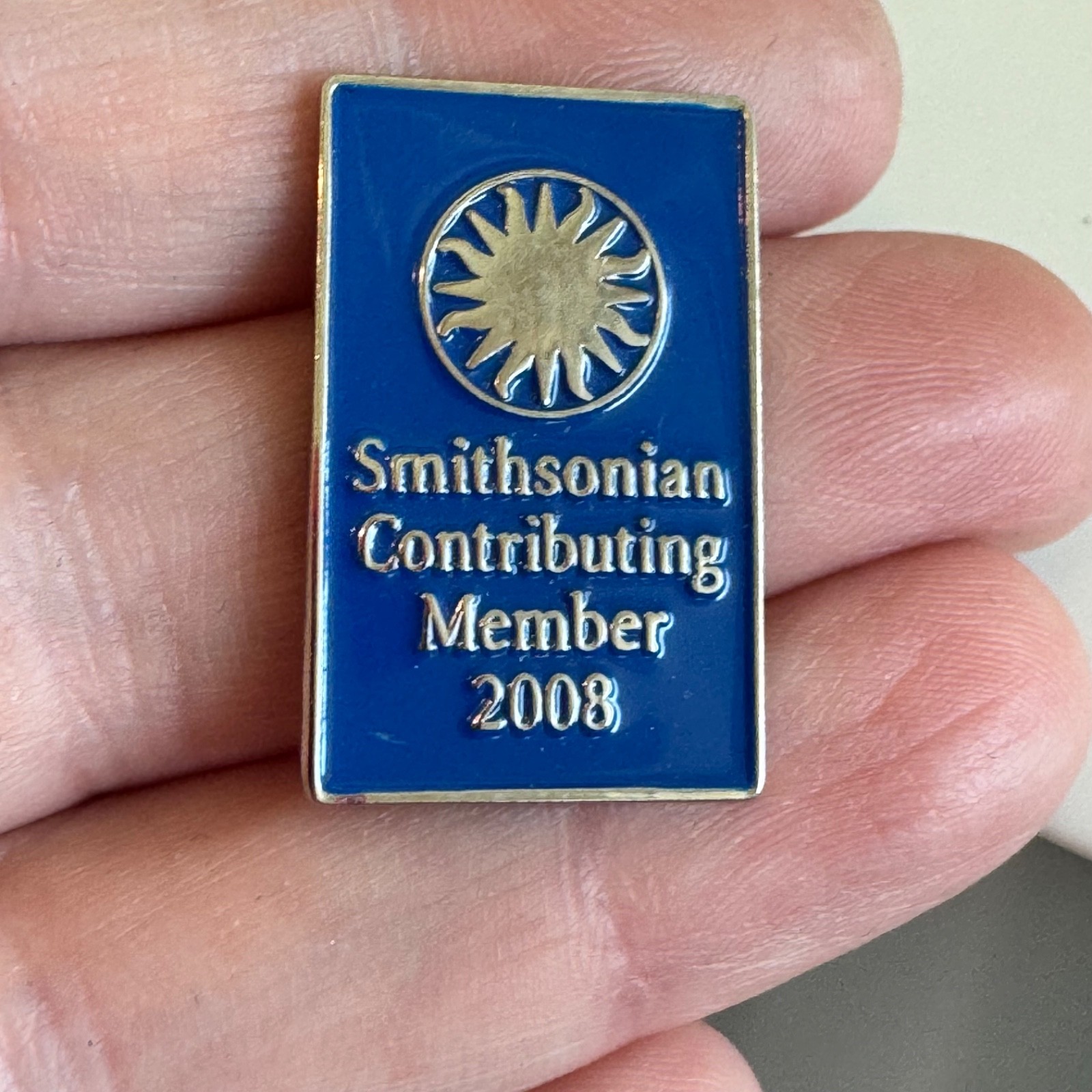 Vintage Smithsonian Contributing Member Pin 2008 Blue Silver Enamel Museum Badge