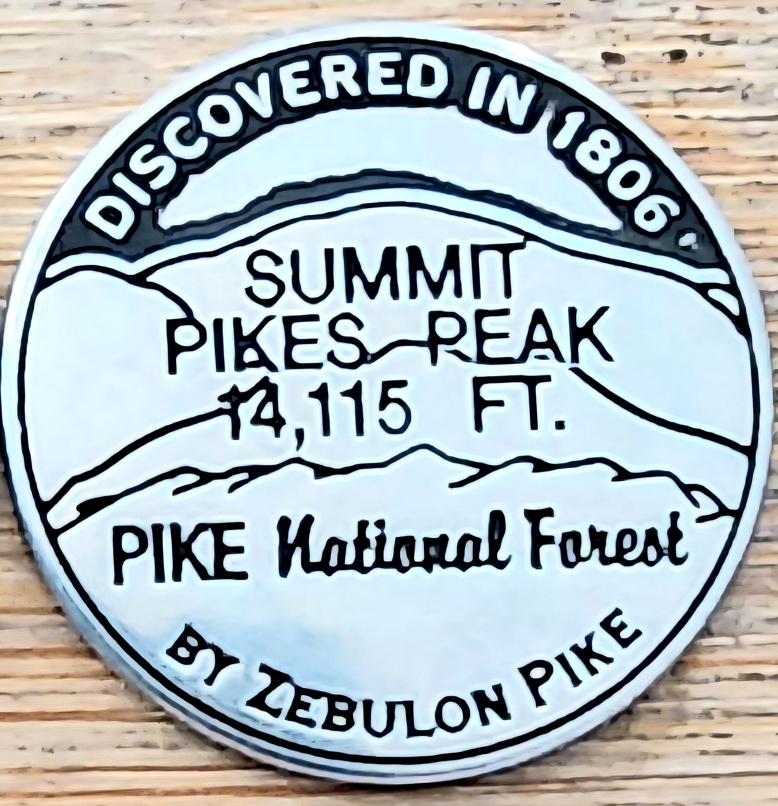 PIKES PEAK – COLORADO – NATIONAL PARK TYPE TOKEN – FREE SHIPPING