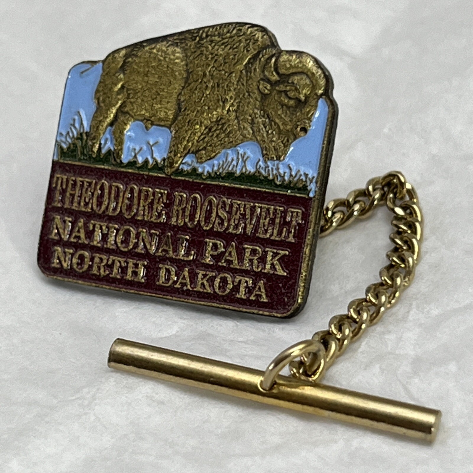 Theodore Roosevelt National Park North Dakota Buffalo Souvenir Lapel Hat Pin