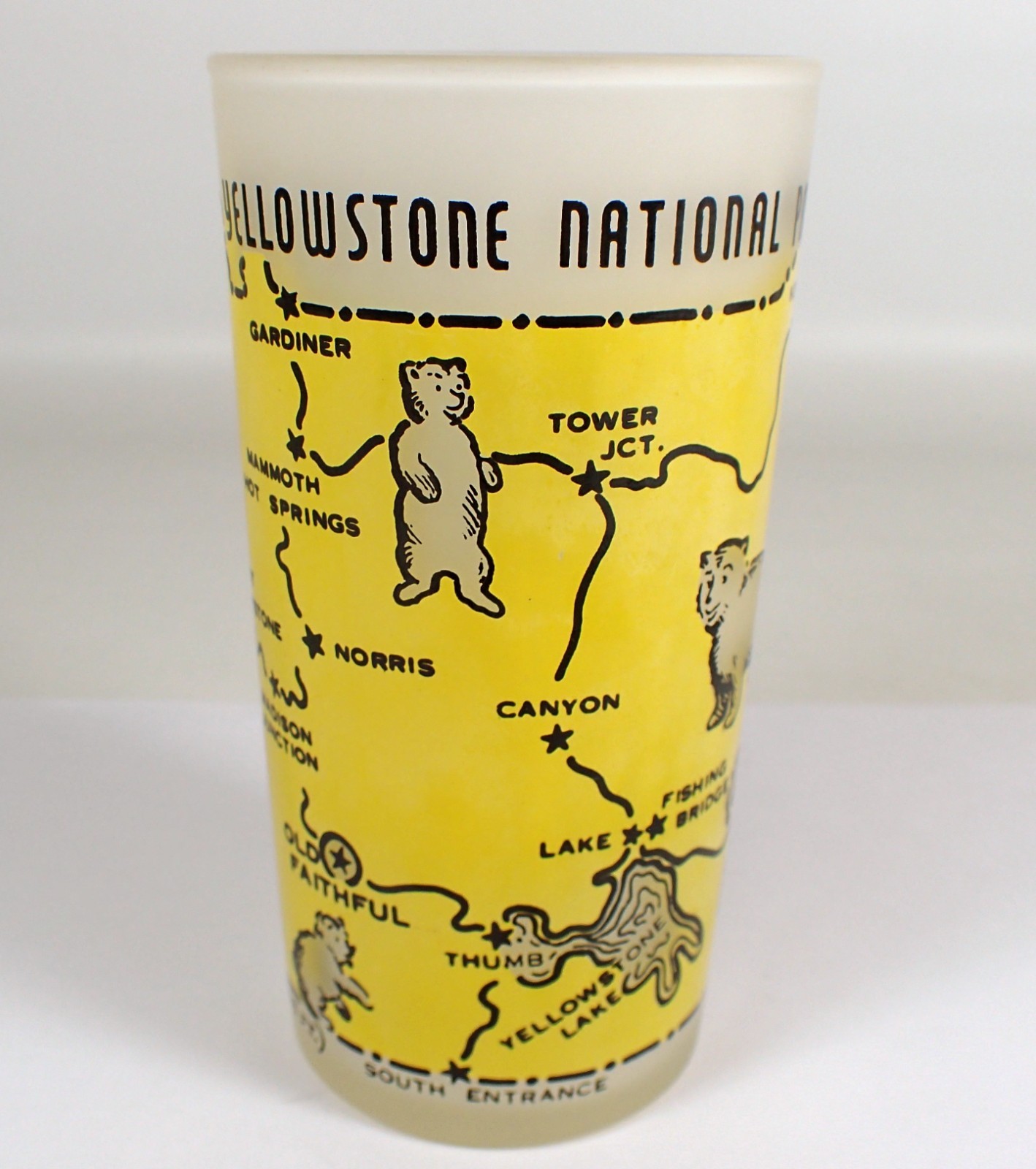 MINT Vtg Hazel Atlas Yellowstone National Park Map OLD FAITHFUL Frosted 5″ Glass