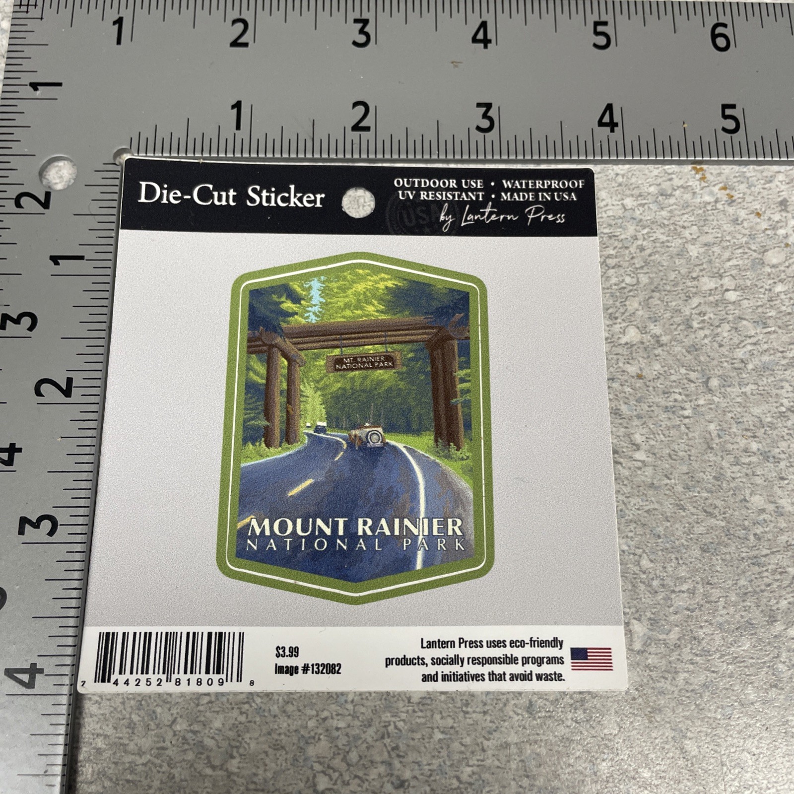 Mount Rainier National Park Gift Pack – Postcards / Decals / Brochure