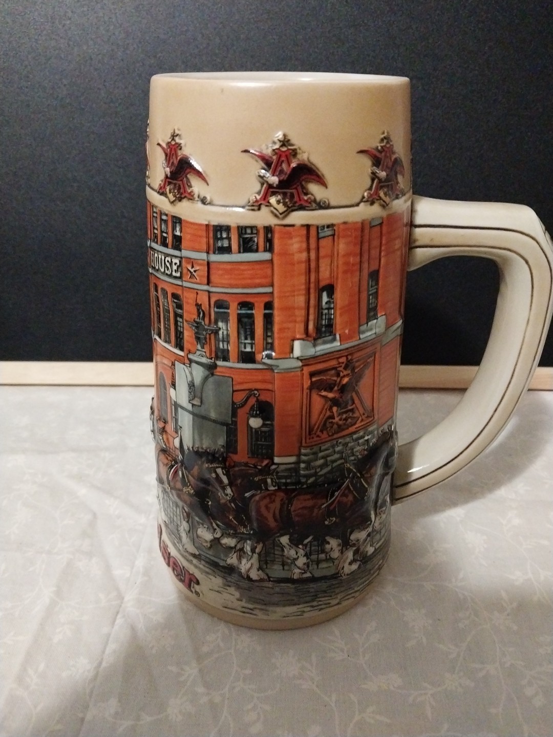 National Historical Landmark Series Anheuser Busch Steins Set Of 4 With Display
