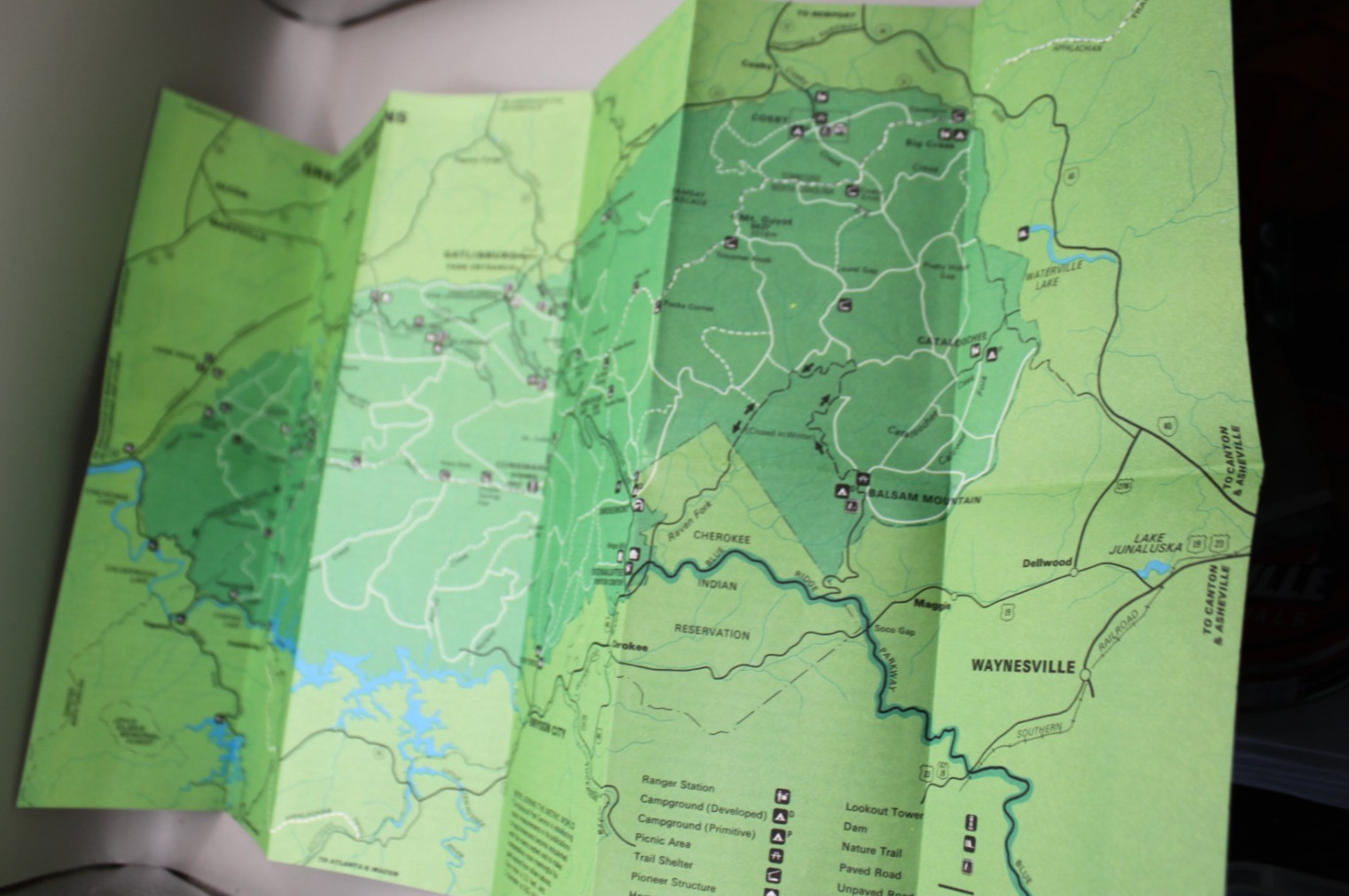 Vintage Great Smoky Mountains National Park fold out map 1976