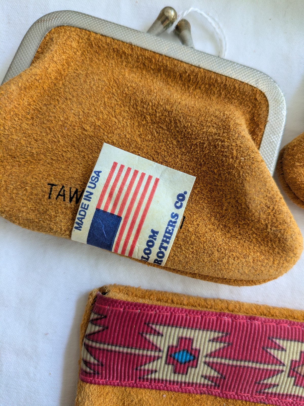 (21) Vintage Tawas Bay ++ Suede Leather Coin Purse Pouch Bloom Brothers USA