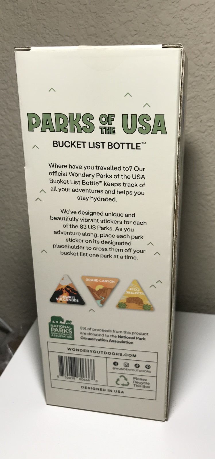 The Original Parks of the USA Bucket List 32 oz Water Bottle WHITE