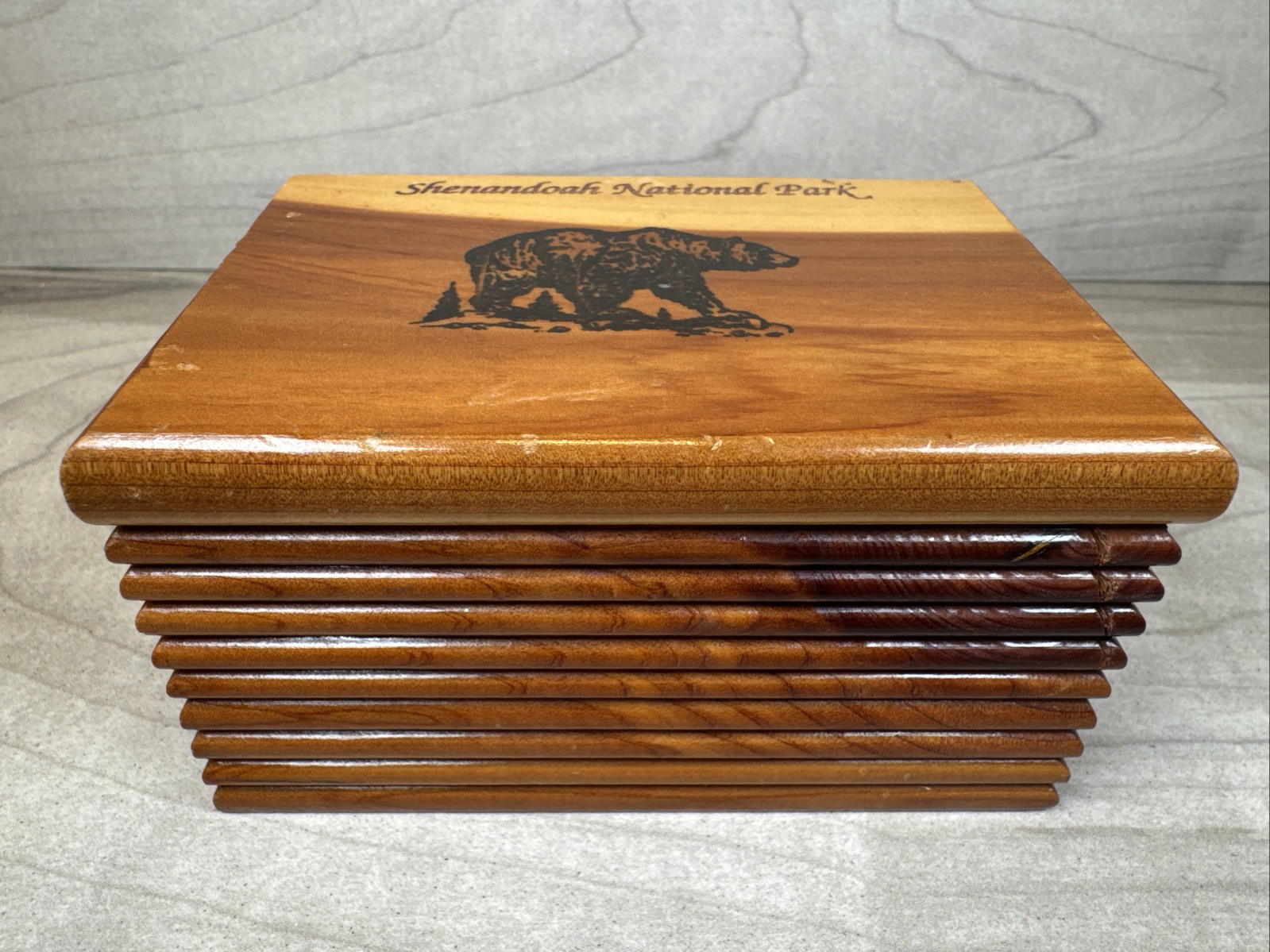 Vintage Shenandoah National Park Cedar Box Grizzly Bear Nature Wood Souvenir