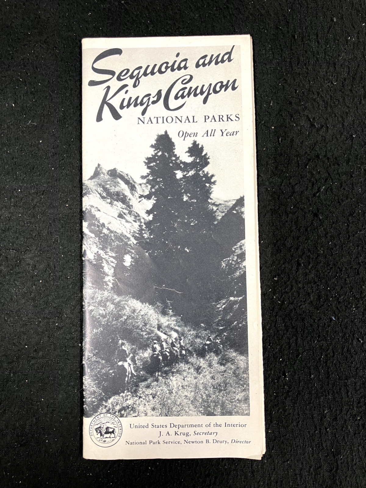 1947 SEQUOIA AND KINGS CANYON NATIONAL PARKS FOLDOUT MAP AND VISITOR’S GUIDE