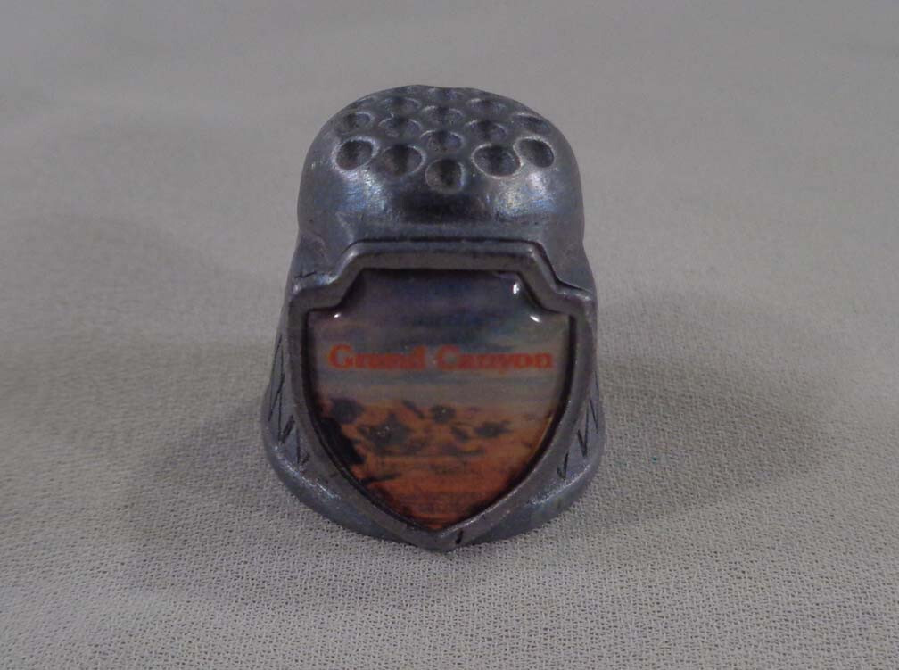 Vintage Souvenir Grand Canyon Nat’l. Park Pewter Thimble