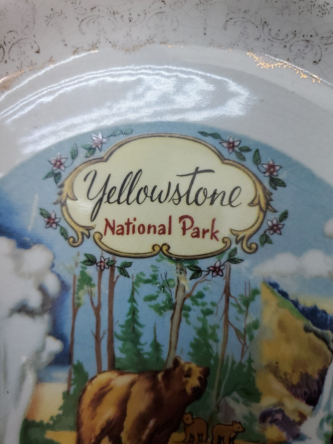 Vintage Yellowstone National Park Souvenir Plate 9” Gold Accents