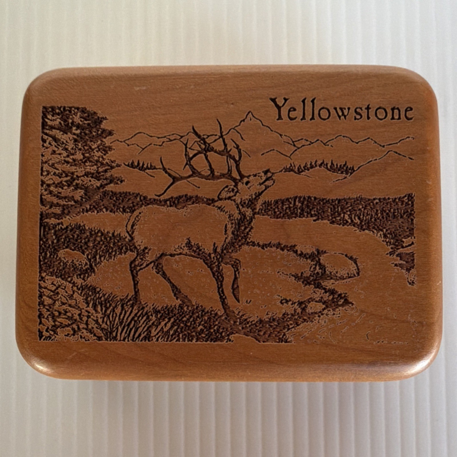 Hand carved Yellowstone Wooden Keepsake Box Elk Scene National Parks 4x3x2″