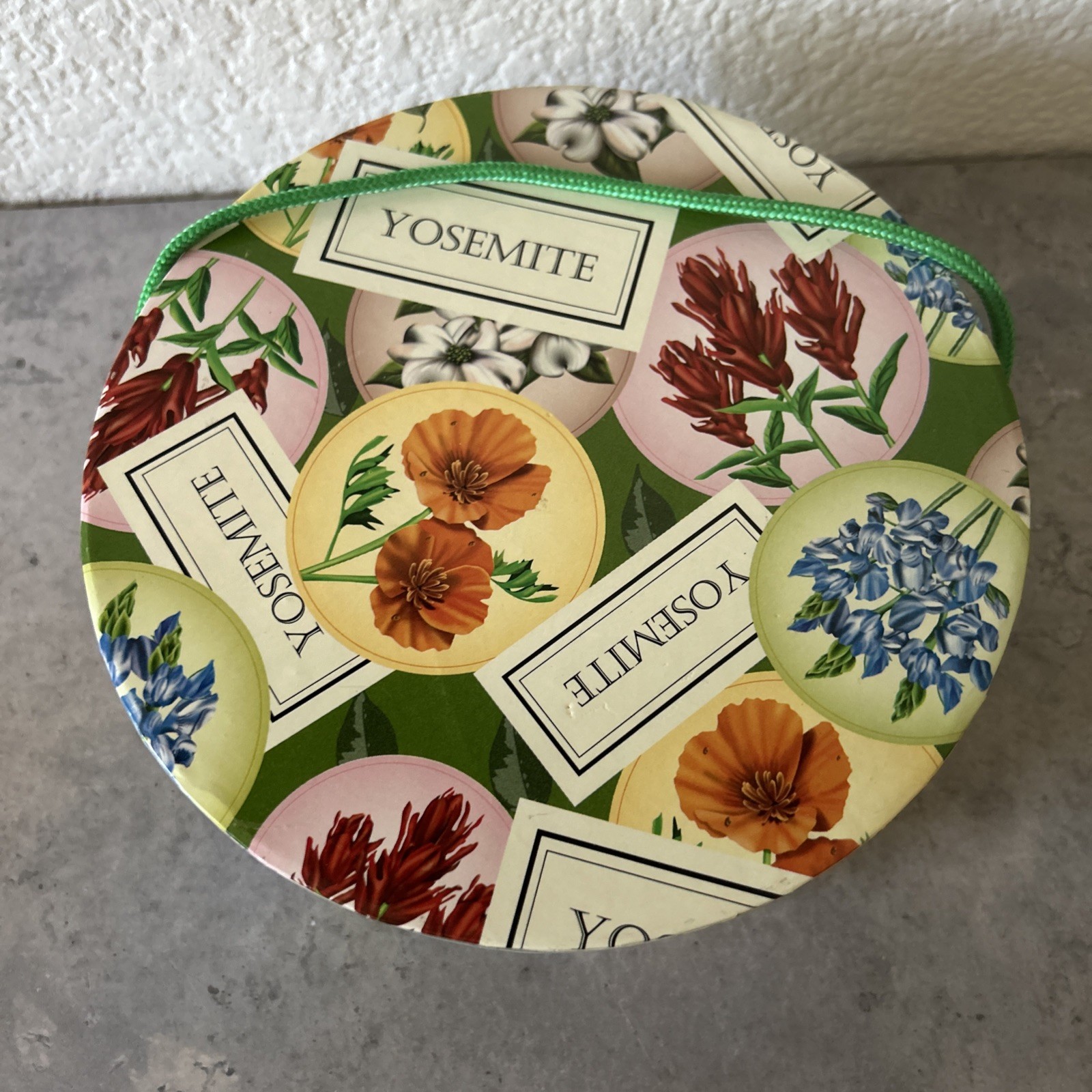 Set of 4 Yosemite Floral 6″ Dessert Plates Parks-Resorts Poppies-Lupin-Dogwood
