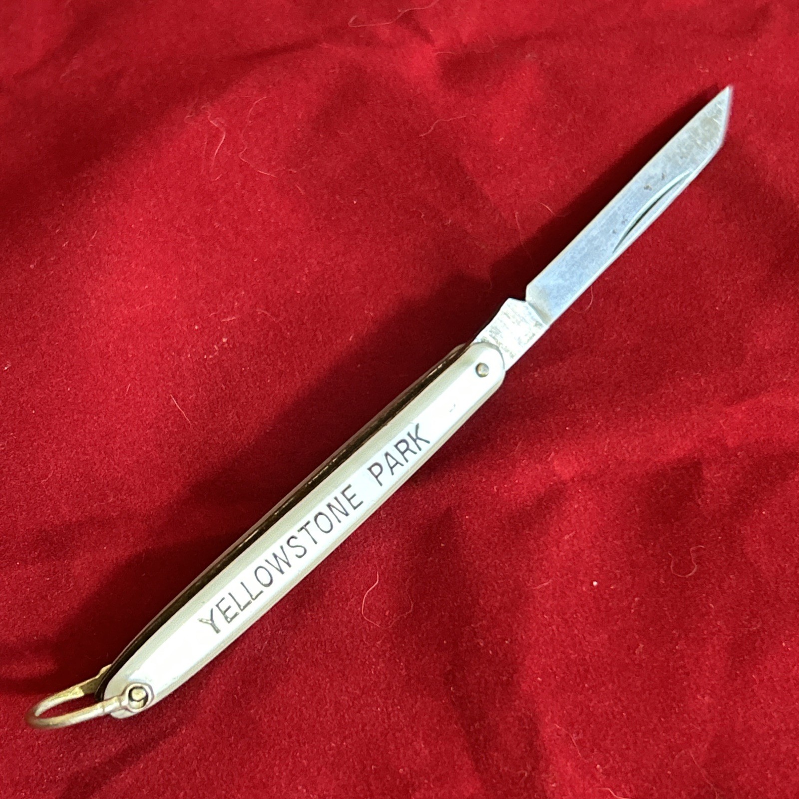 Vintage Yellowstone Park Pocket Knife Japan Pen Knife Sheepsfoot Souvenir