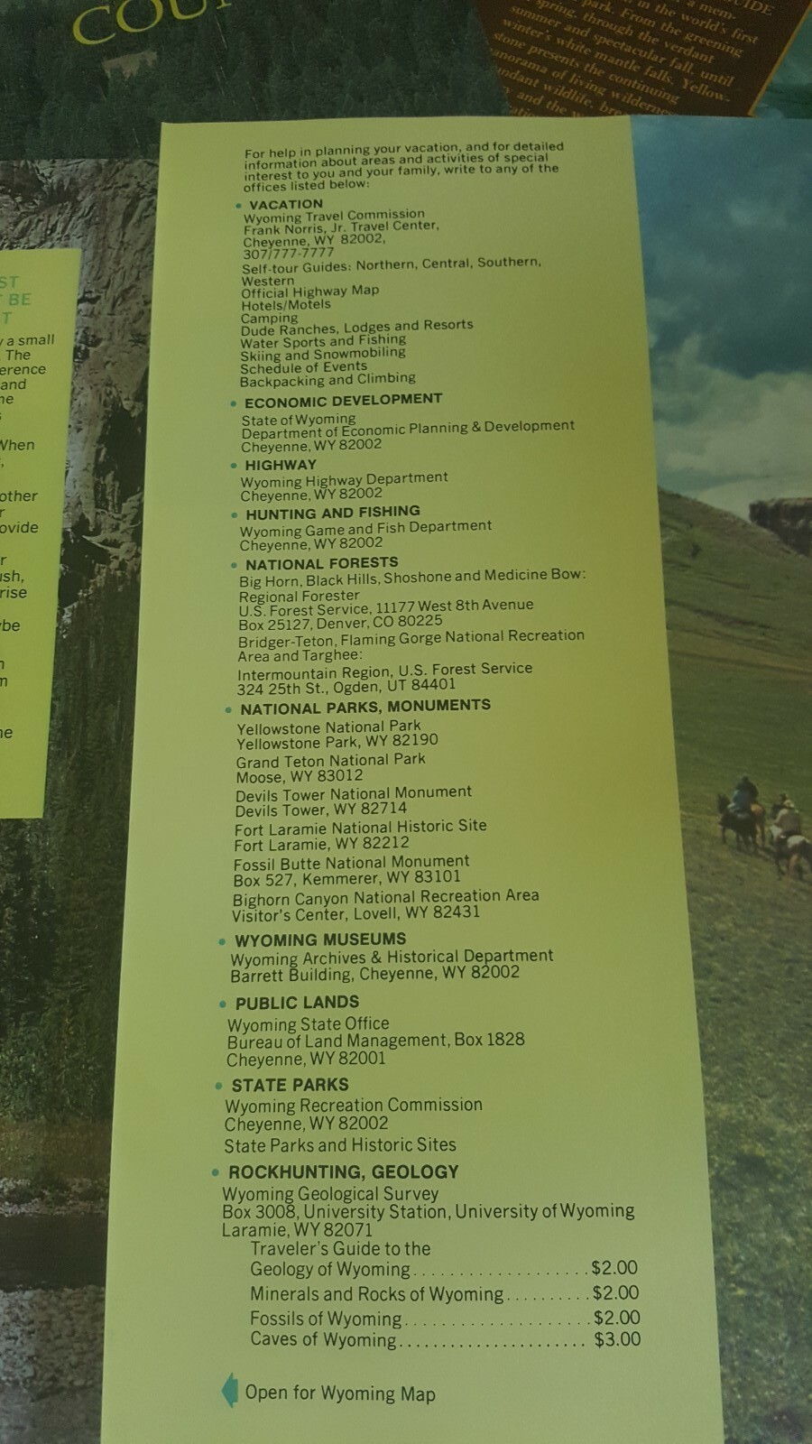 Vintage 1970s Yellowstone Park Brochure Magazine Lot of 4 VG