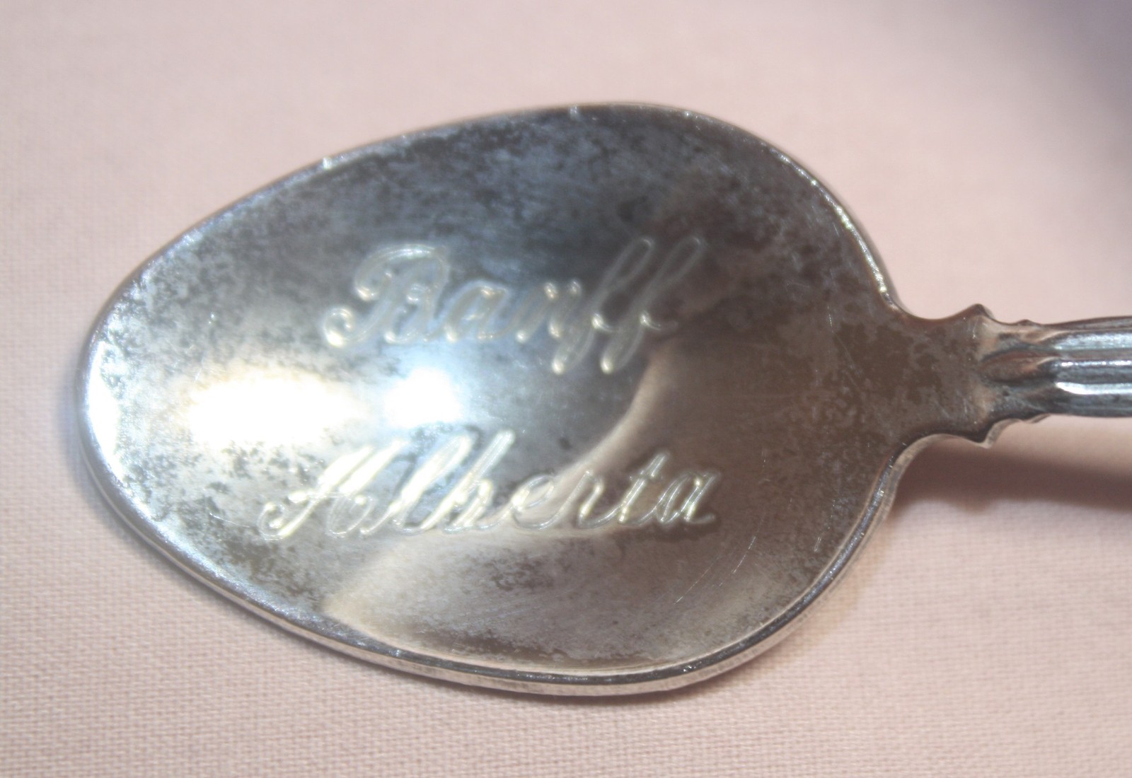 VINTAGE BANFF ALBERTA SOUVENIR SPOON TRAIN GRAPHIC SP-1698