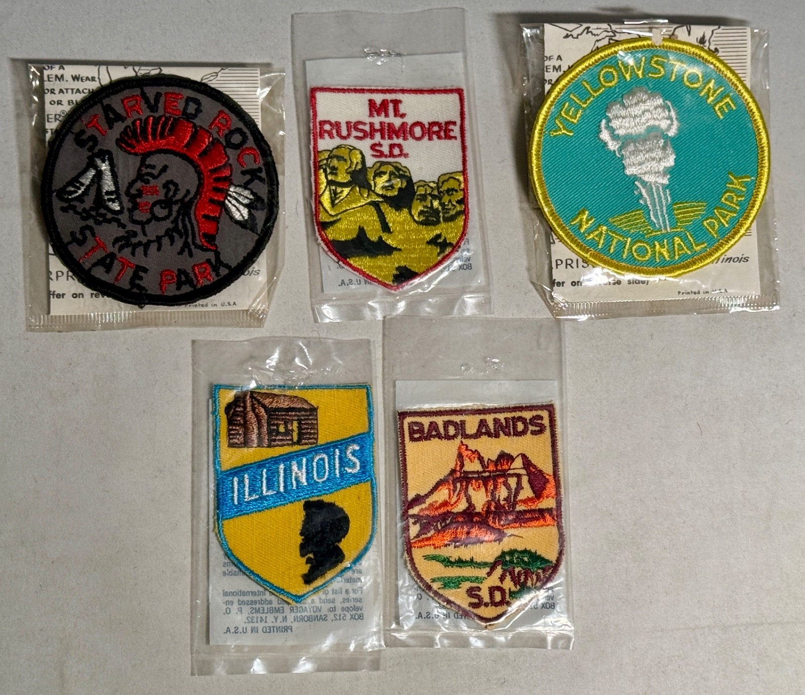 National Park set of 5 Patches Vintage New Mt. Rushmore, Yellowstone and others