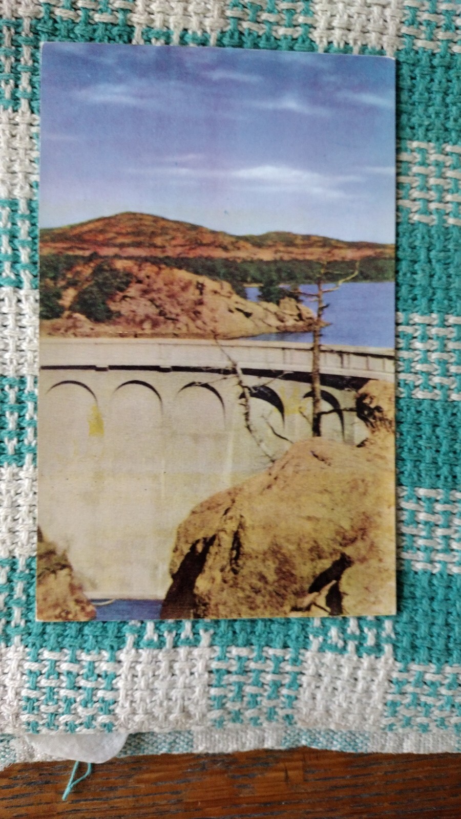 VINTAGE POST CARD QUANNAH PARKER DAM CRATERVILLE PARK OKLA.