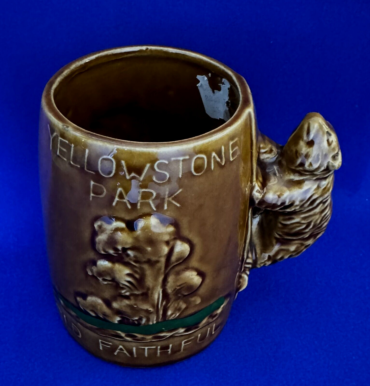 Vintage Yellowstone National Park Old Faithful Bear Handled Mug–Never Used