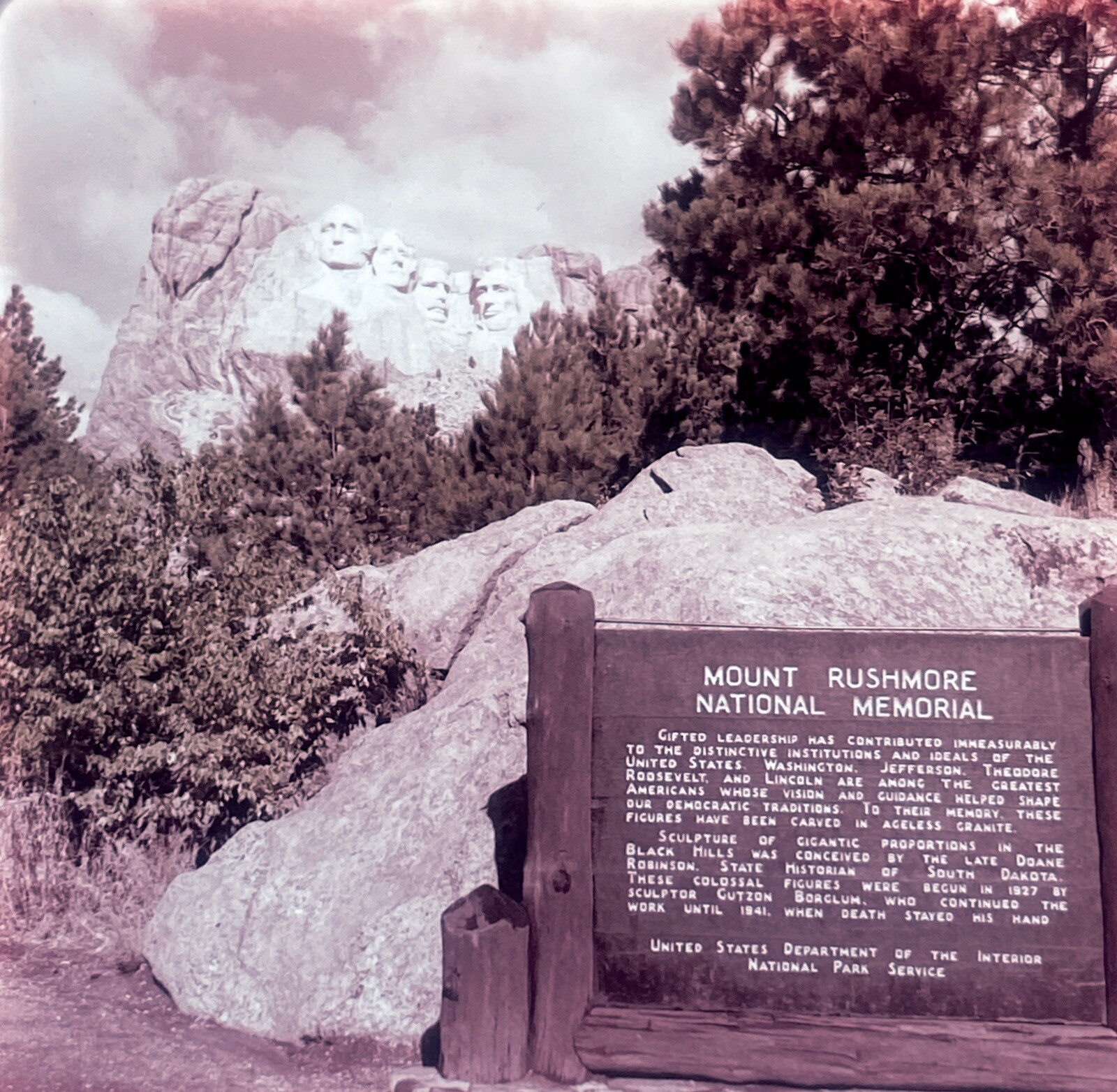 Lot of 15 Vintage MT RUSHMORE BLACK HILLS Pana-Vue Slide 35mm National Park 1962