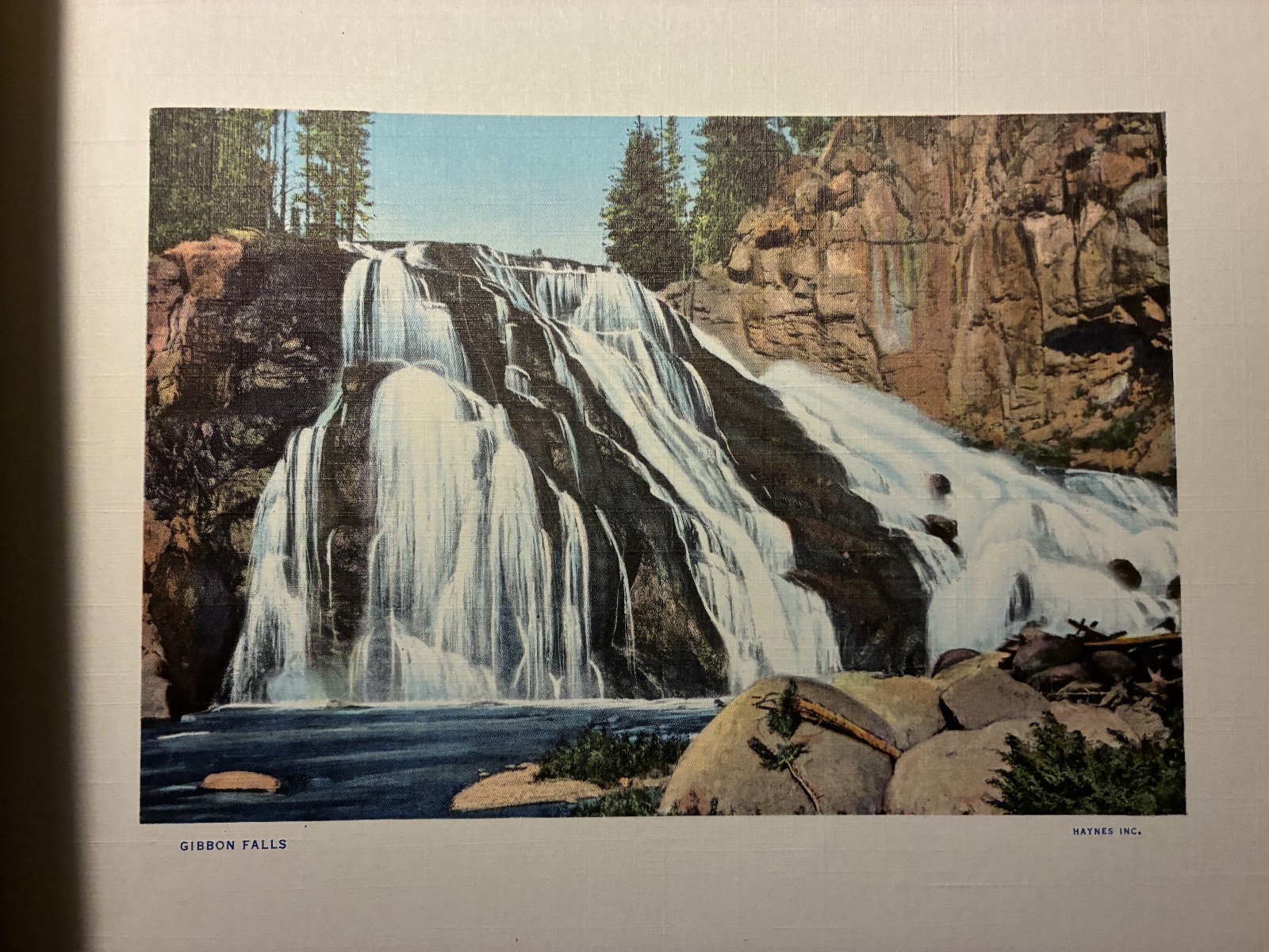 Vintage 1930’s Treasures of Yellowstone National Park Souvenir Photo Book
