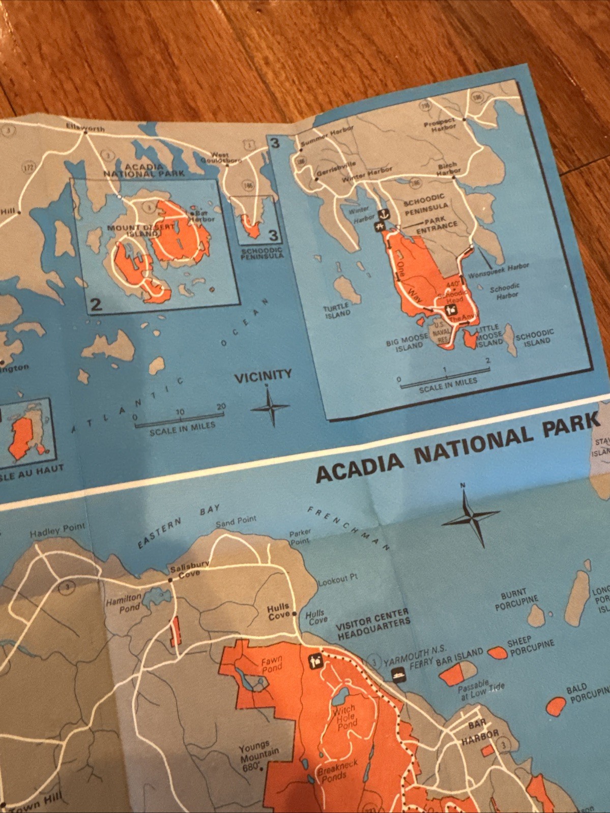 Vintage 1976 ME Acadia National Park fold out map pocket size