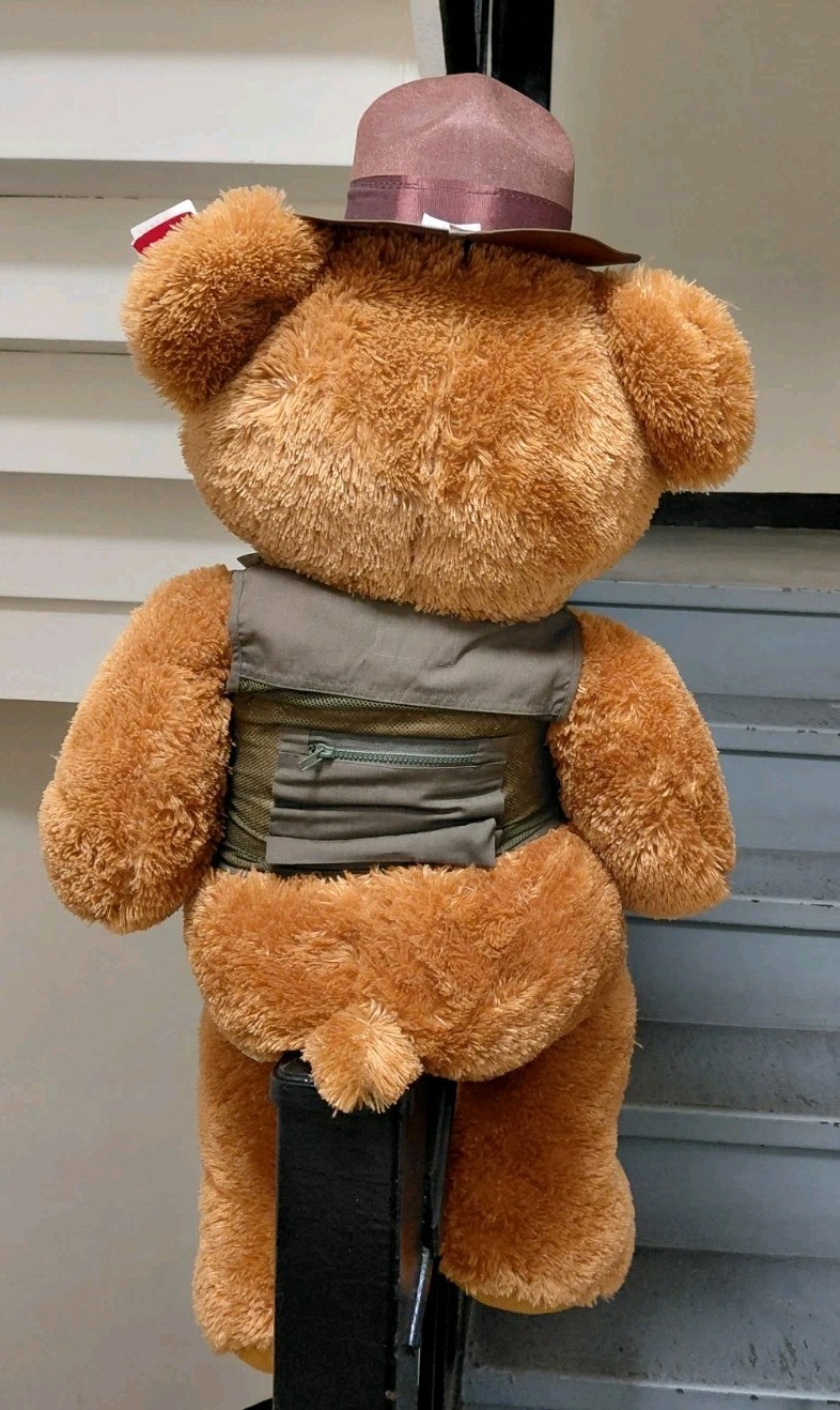 Yellowstone National Park Junior Ranger 37″ Teddy Bear Stuffed Plush w/ Pins NWT