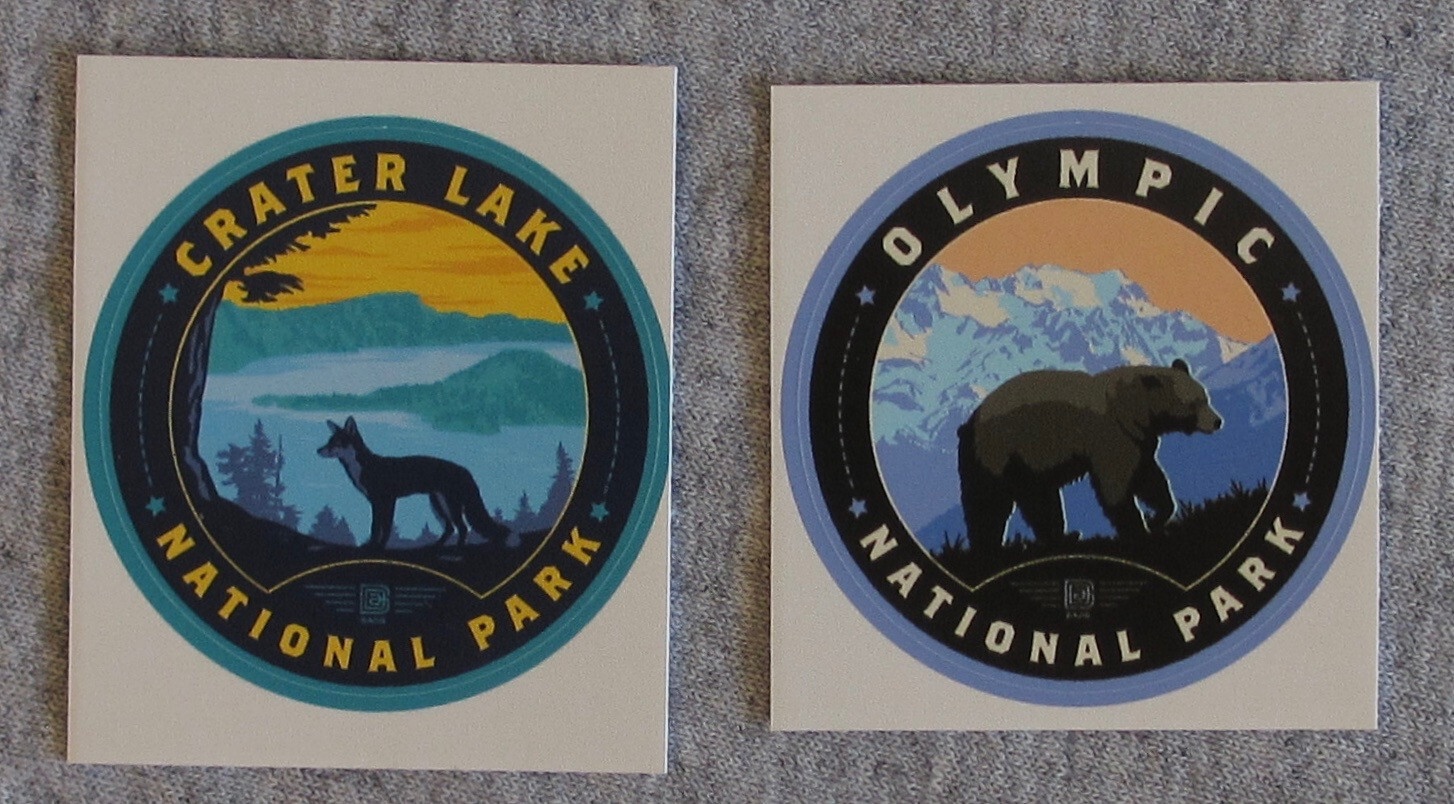 Oregon & Washington National Parks Small Round Vinyl Stickers Set of 4 Rainier