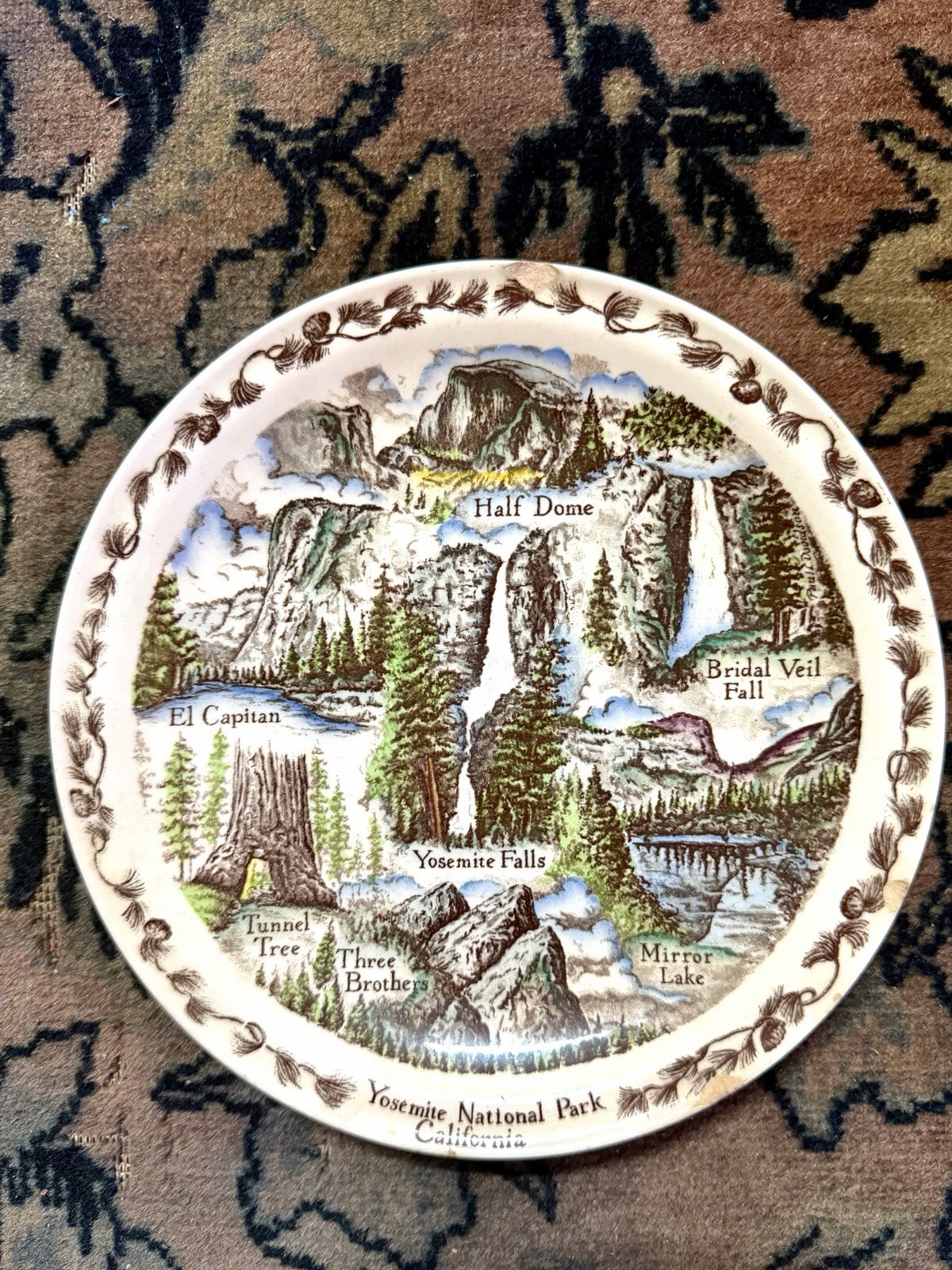 Vernon Kilns Yosemite National Park California Souvenir Decorative Plate