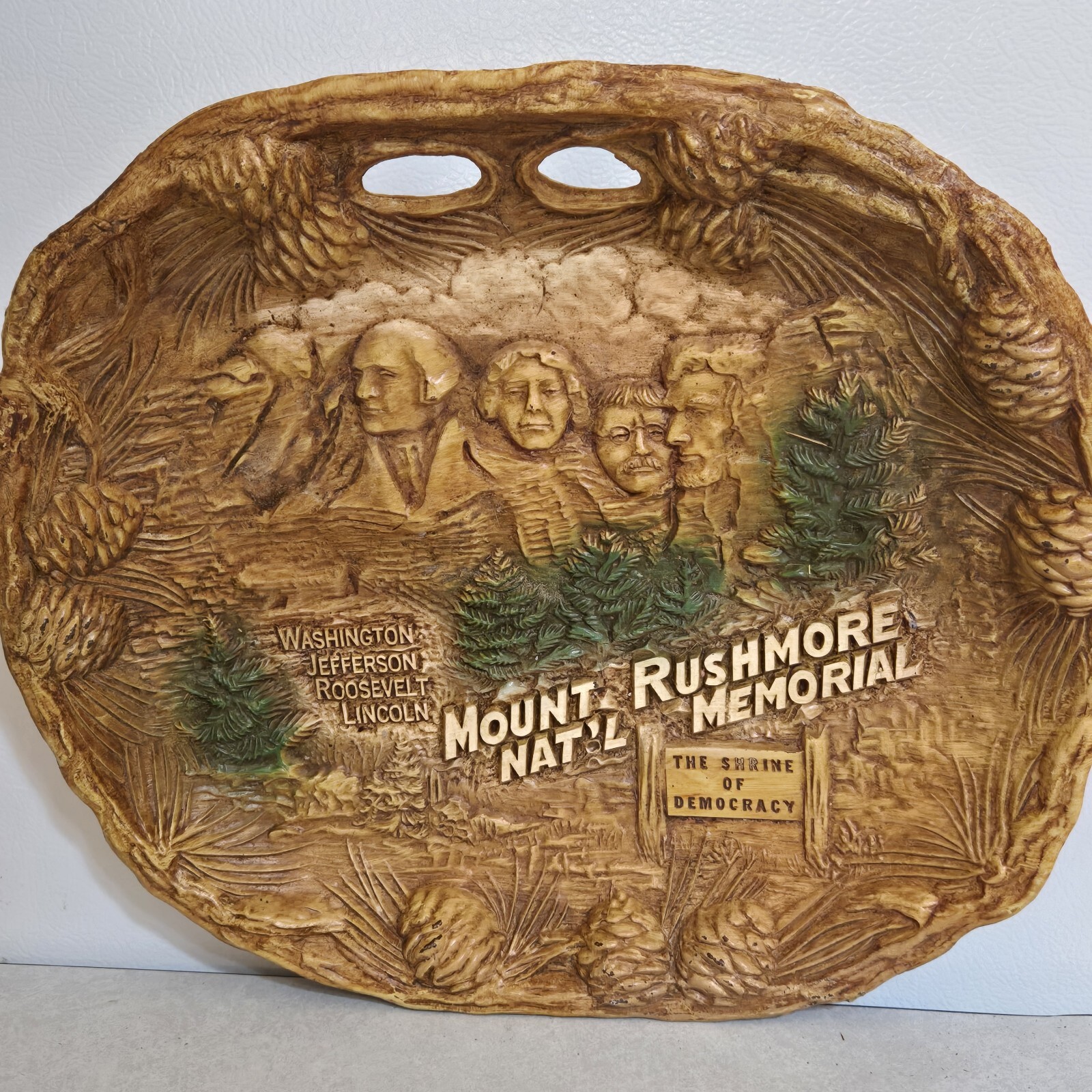 Mount Rushmore National Park 3D Souvenir Tray Pressed Wood Vintage Made in USA