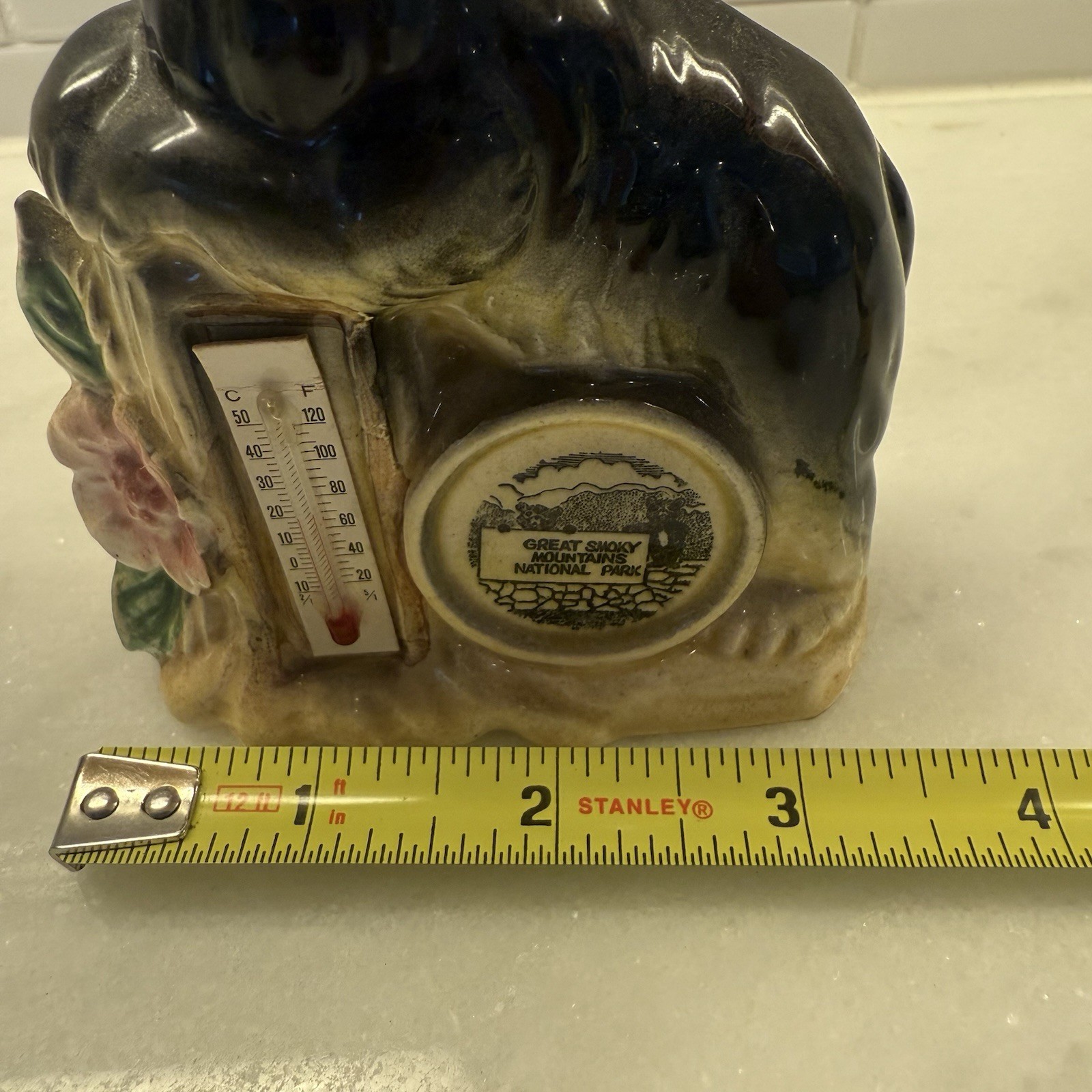 Vintage Great Smoky Mountains National Parks Ceramic Bear Flower Thermometer 80s