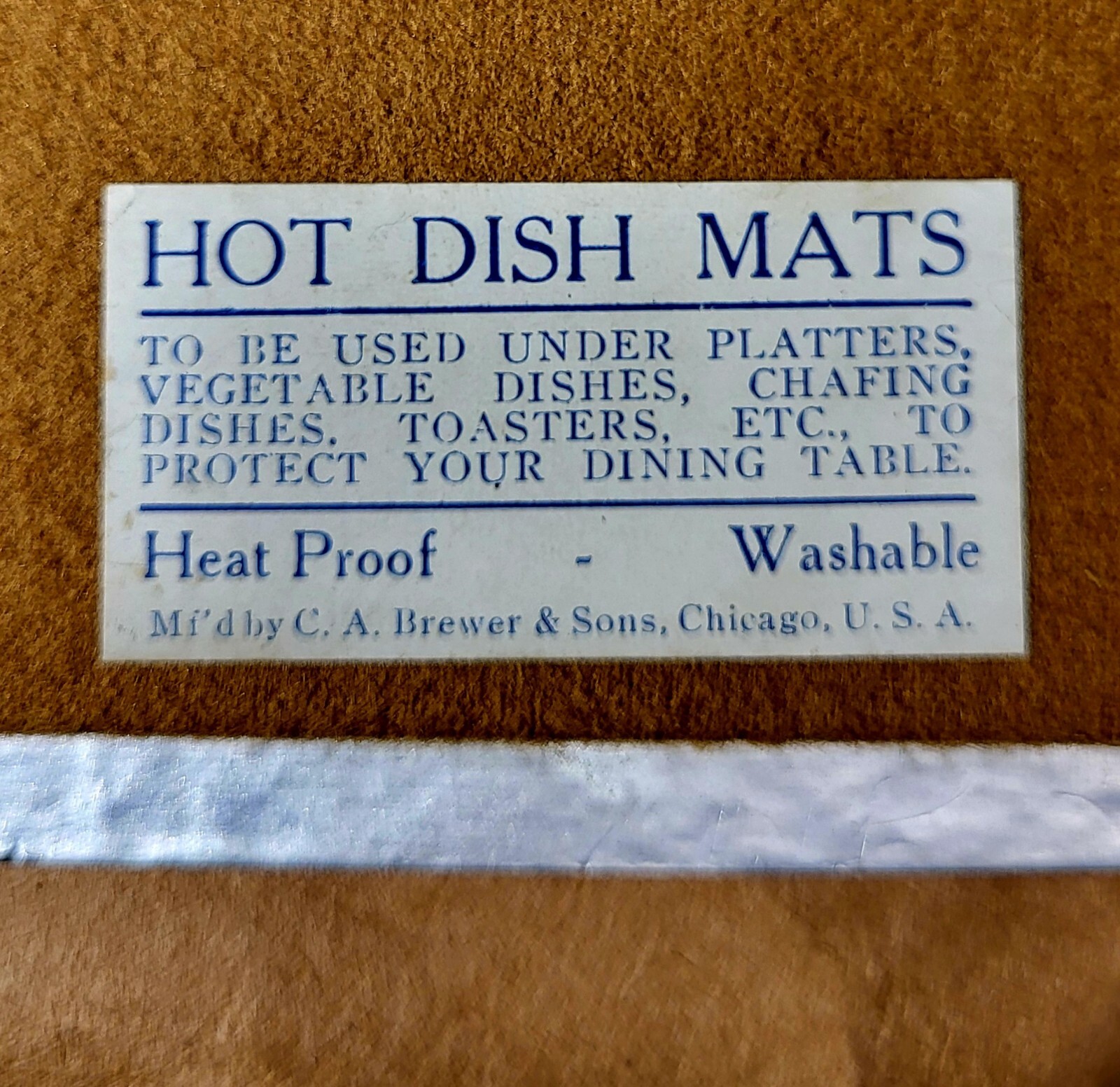 Yellowstone National Park 1930s Hot Dish Mat – 7 x 10 – used