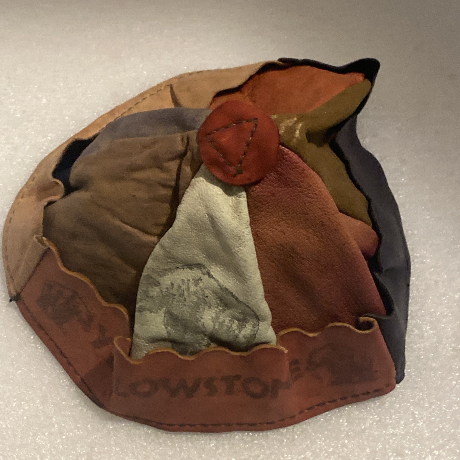 VINTAGE LEATHER YELLOWSTONE PARK CHILD’S BEANIE CAP HAT SOUVENIR