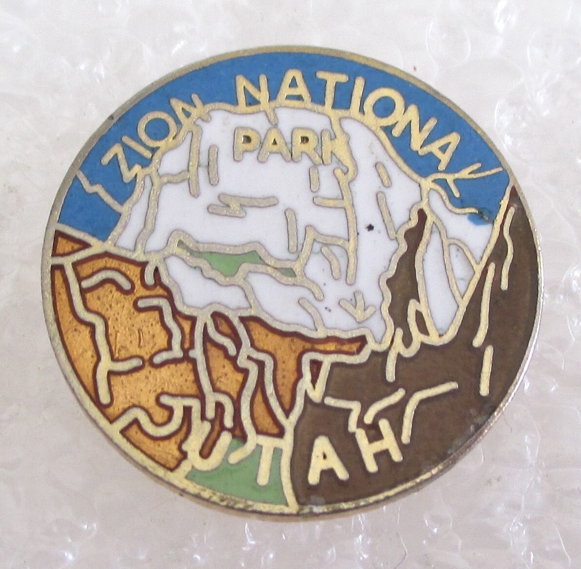 Zion National Park – Utah Tourist Travel Souvenir Collector Pin