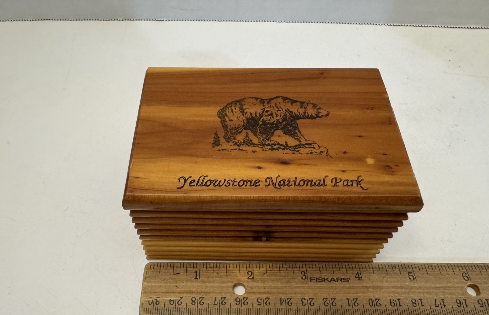 Vintage Yellowstone Nat Park Small Hinged Cedar Wood Trinket Jewelry Box, Bear