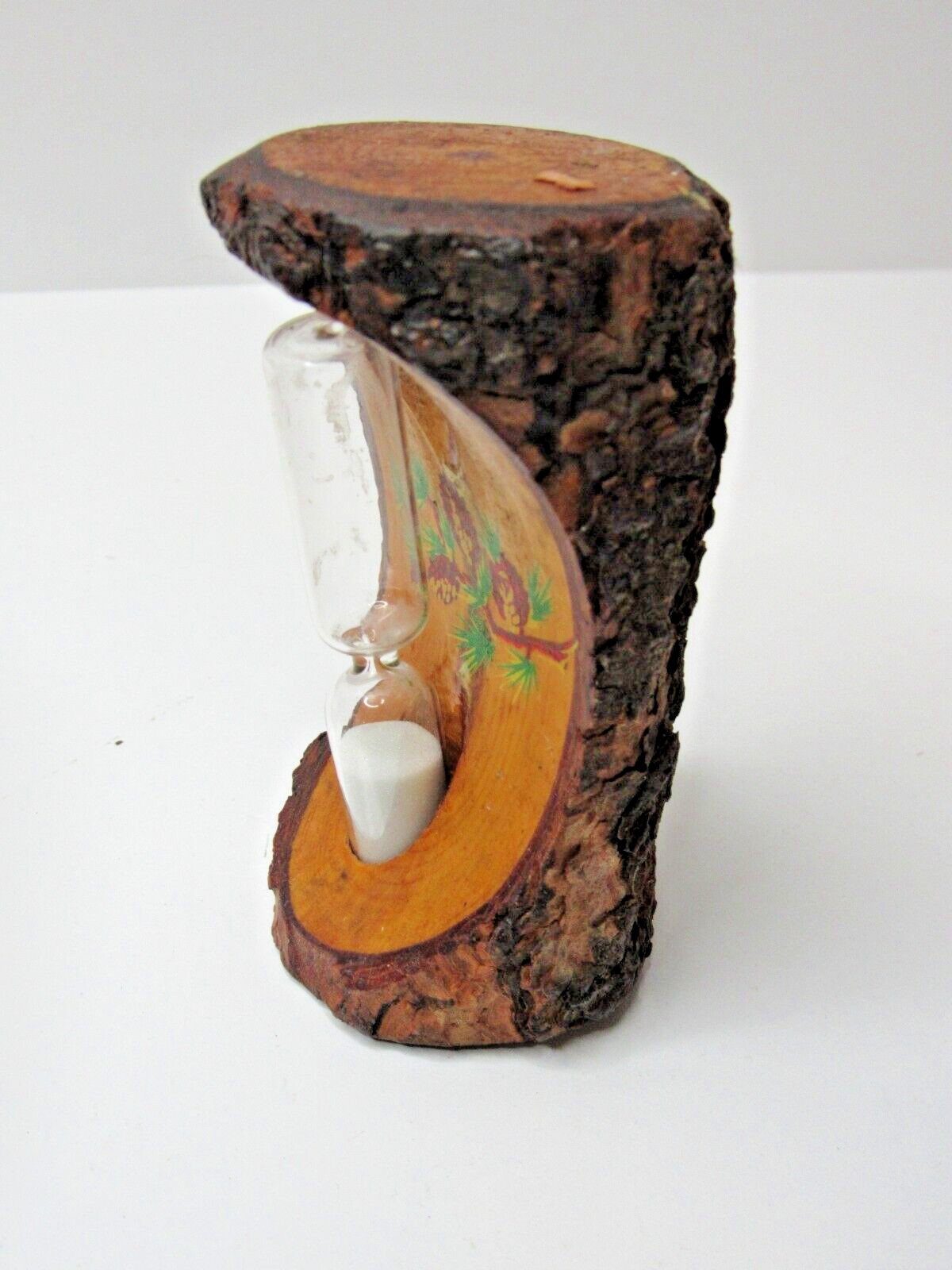 VINTAGE YOSEMITE NATIONAL PARK SOUVENIR WOOD ROUND HOUR GLASS 3 MINUTE TIMER.-uu