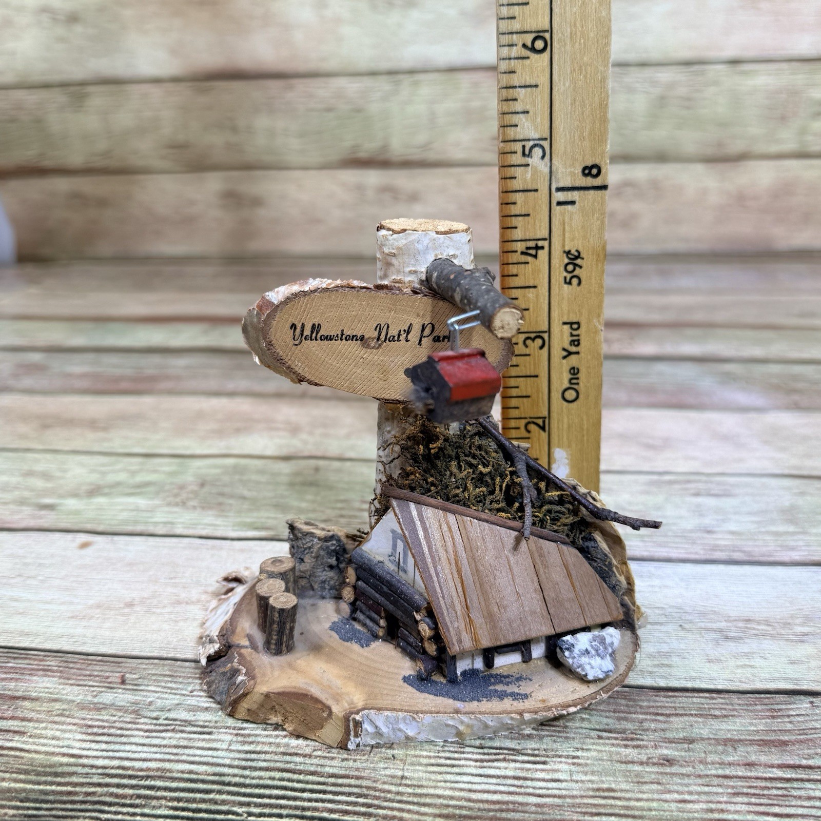 Vintage Yellowstone National Park Handmade Wood Cabin w Trim Figurine 4.5″ Tall