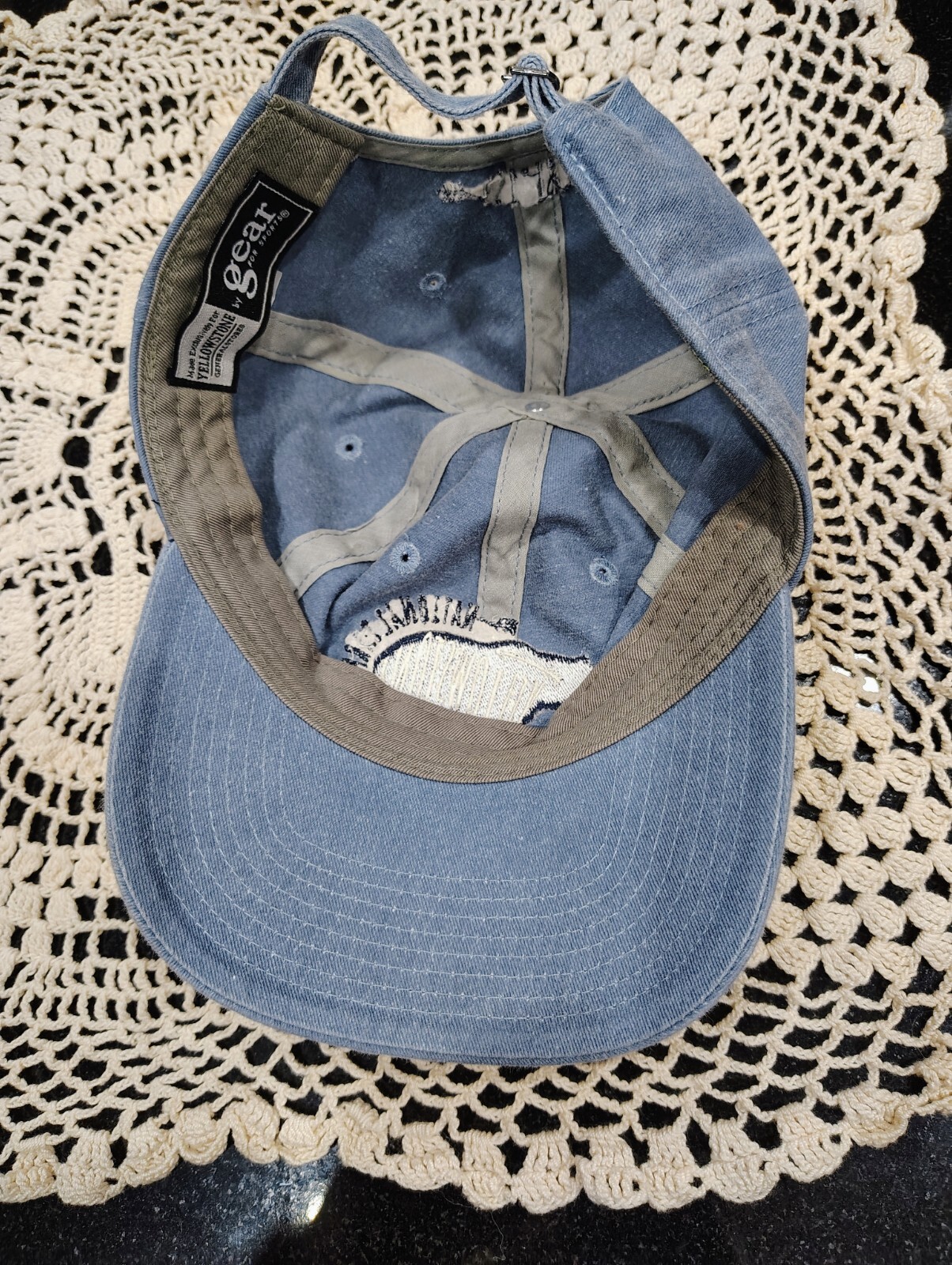 National park Yellowstone bbaseball cap by Yellowstone general store
