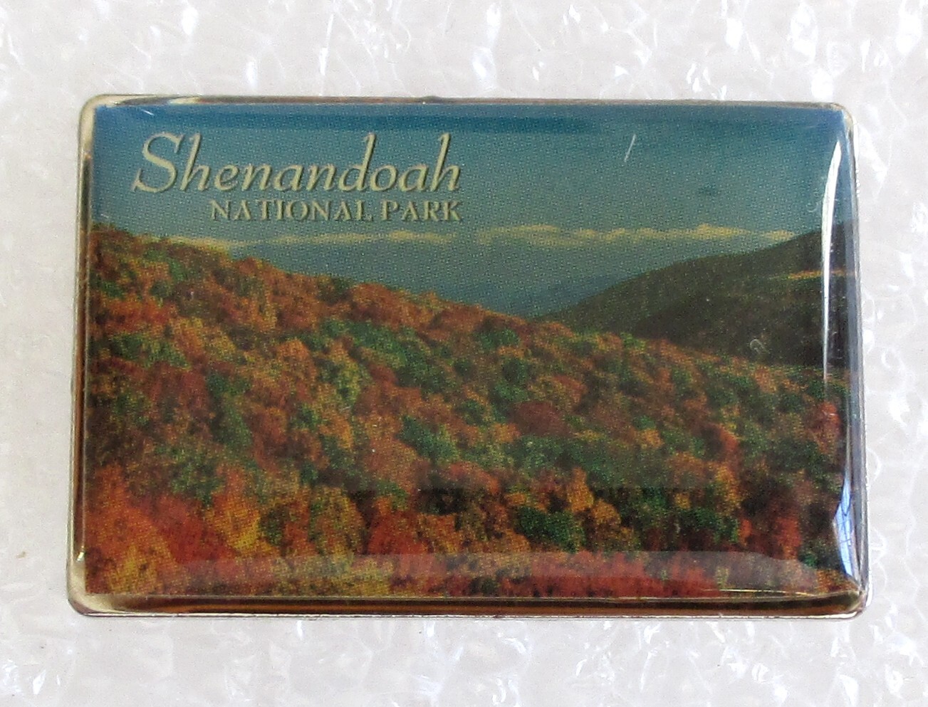 Shenandoah National Park – Virginia Tourist Travel Souvenir Collector Pin