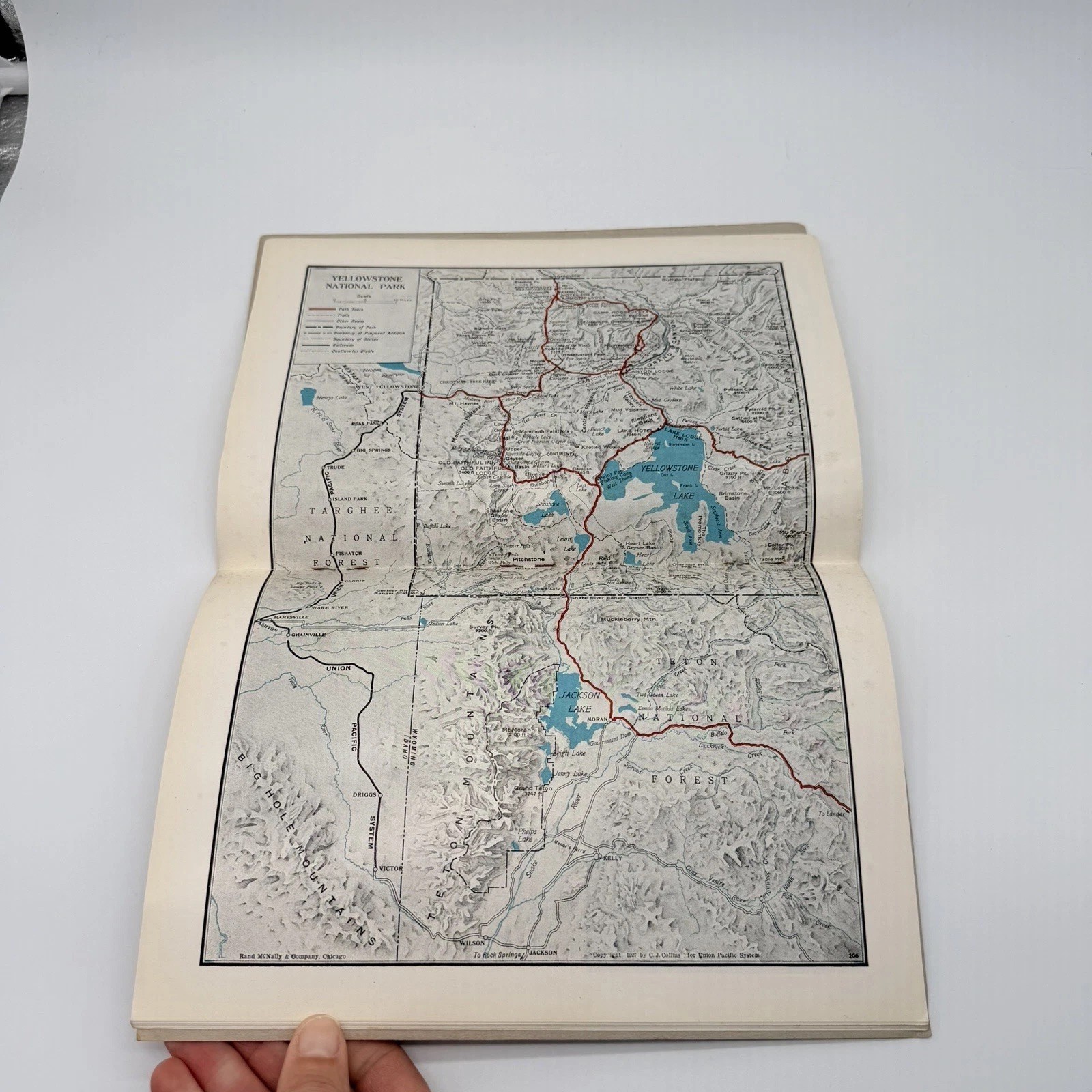 1927 Booklet Yellowstone National Park Union Pacific Railroad The Overland Route