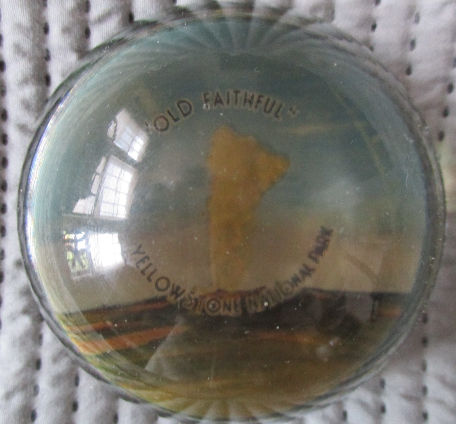 Vintage Souvenir Glass Paperweight Old Faithful Yellowstone National Park WY