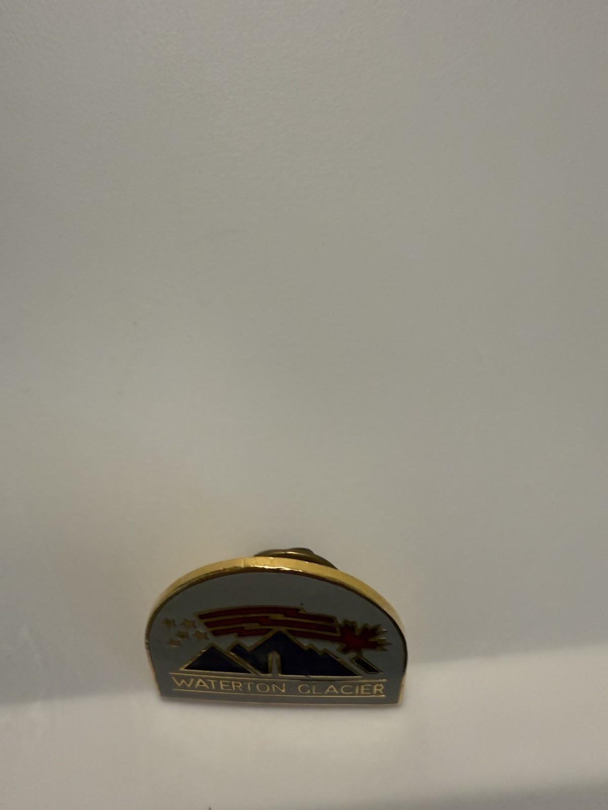 Vintage Waterton Glacier International Peace Park Canada Travel Souvenir Pin